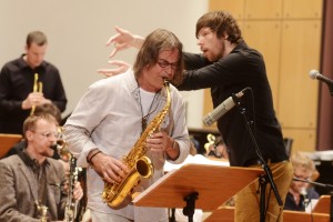 Am Saxophon: Heiner Wiberny, hinten Stefan Schultze. FOTO: Jazzfest Bonn