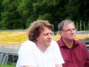 Vor zwei Jahren: Martin J. Nötzel und Ernst-Ludwig Hartz. FOTO: Andrea Künstle