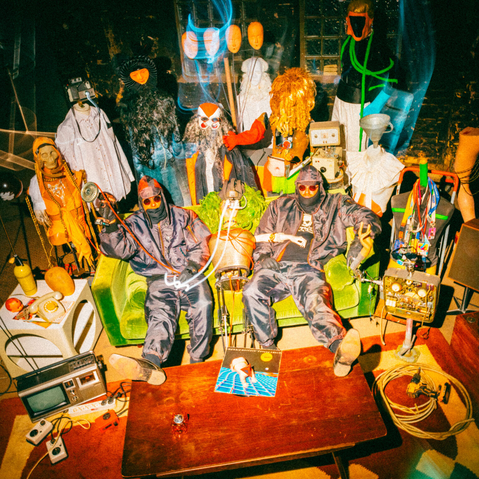 Deichkind Teilen Ihre Neue Single K nnt Ihr Noch Jazzandrock