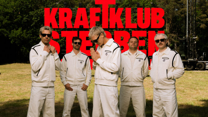 Kraftklub_Philipp-Gladsome-00036